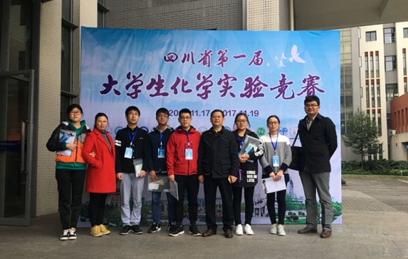 新闻11.JPG 新闻11.JPG